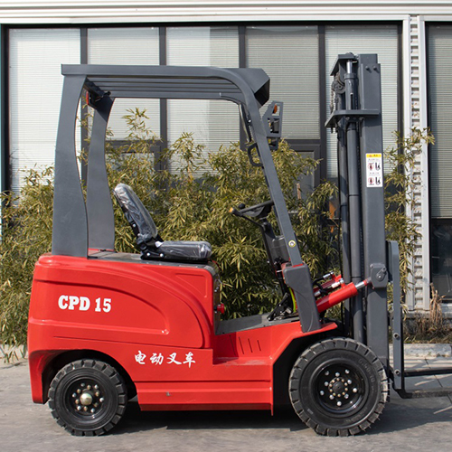 HT-CPD15電動(dòng)叉車，電動(dòng)叉車